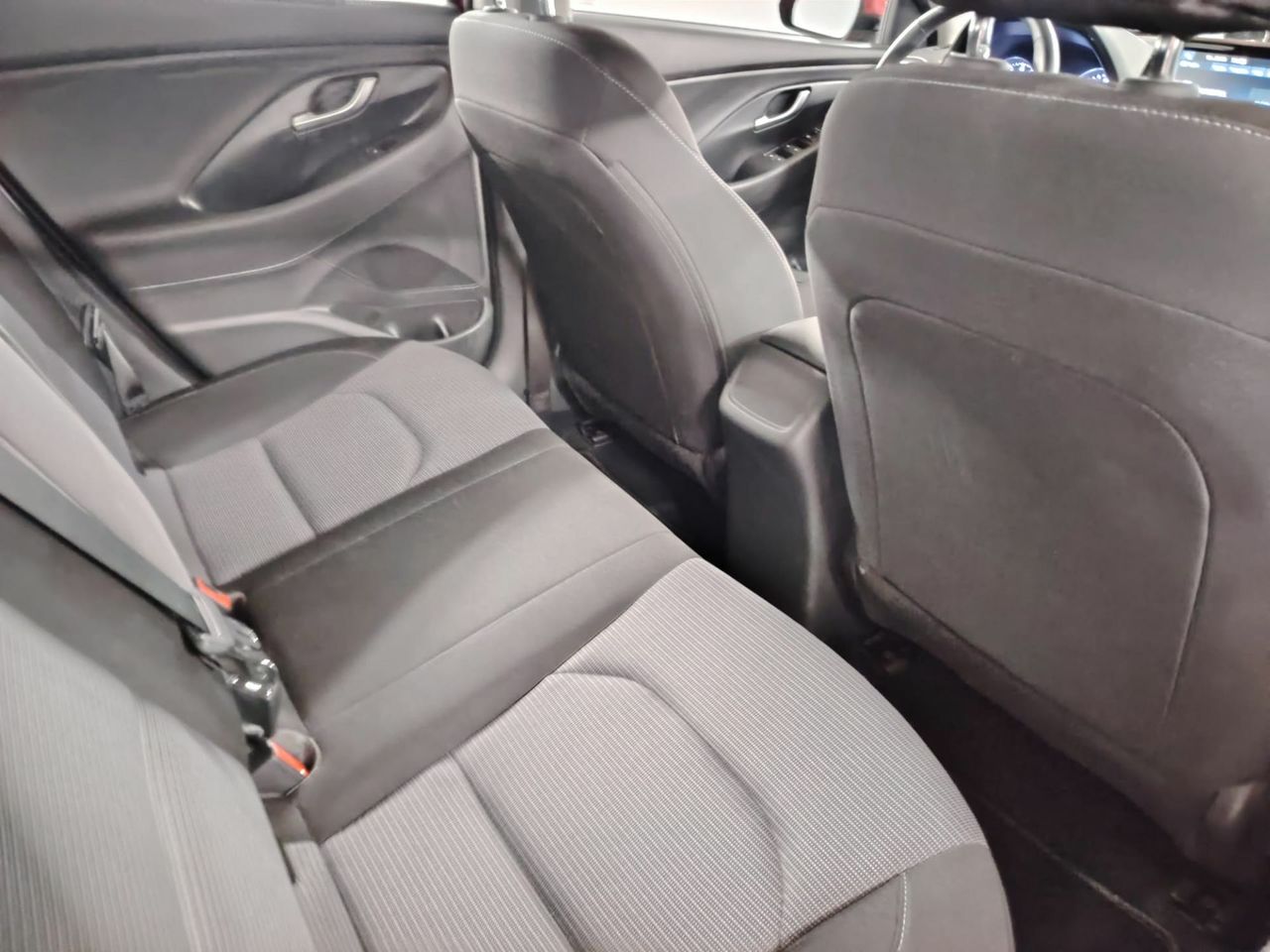 Hyundai i30 1.0 TGDI Essence Fastback LRR - Foto 14