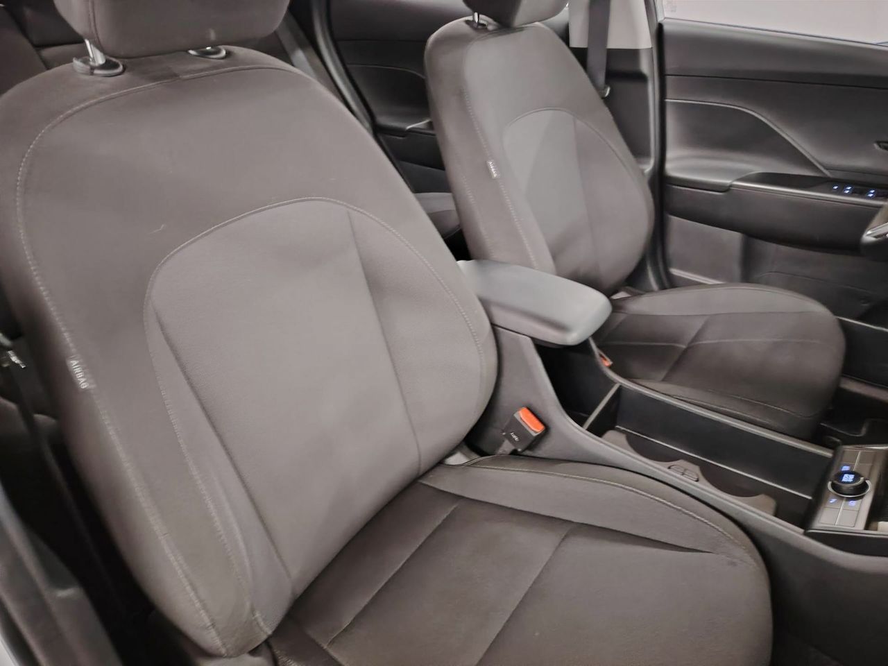 Hyundai Kona 1.6 GDI HEV Maxx DCT - Foto 25