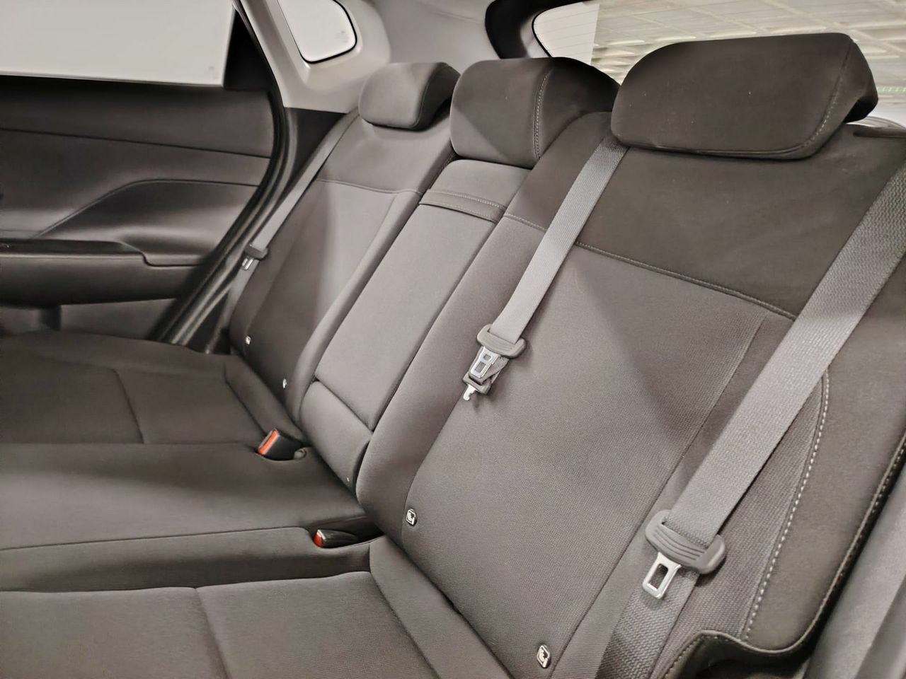 Hyundai Kona 1.6 GDI HEV Maxx DCT - Foto 19