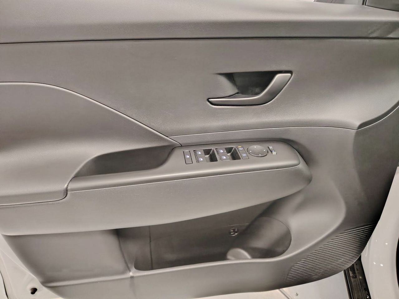 Hyundai Kona 1.6 GDI HEV Maxx DCT - Foto 17