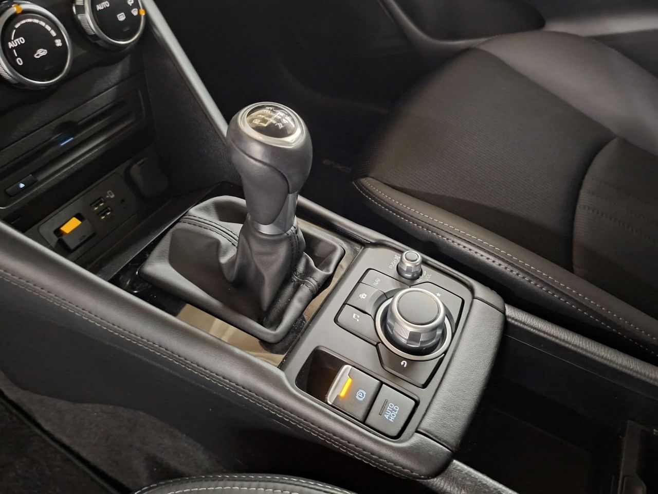 Mazda CX-3 2.0 G 89kW (121CV) 2WD Zenith - Foto 41