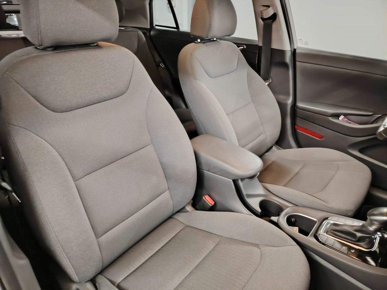 Hyundai IONIQ 1.6 GDI HEV Tecno DCT - Foto 29