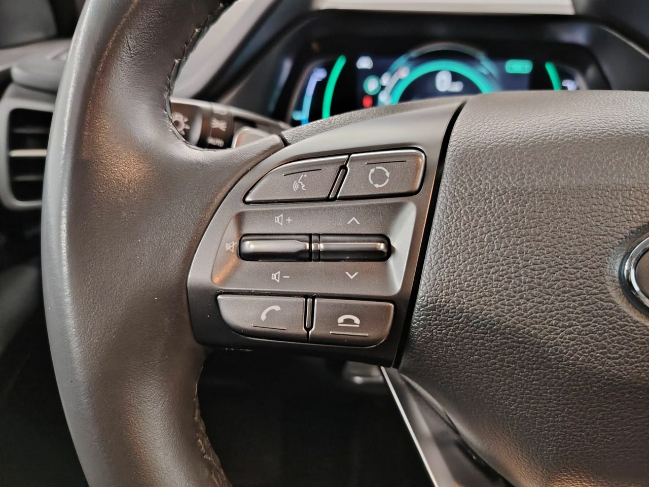 Hyundai IONIQ 1.6 GDI HEV Tecno DCT - Foto 16