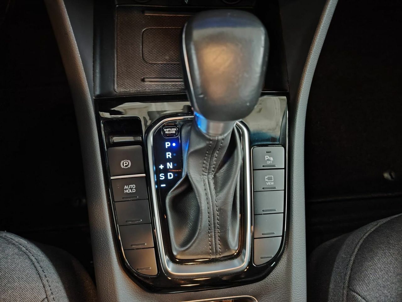 Hyundai IONIQ 1.6 GDI HEV Tecno DCT - Foto 19