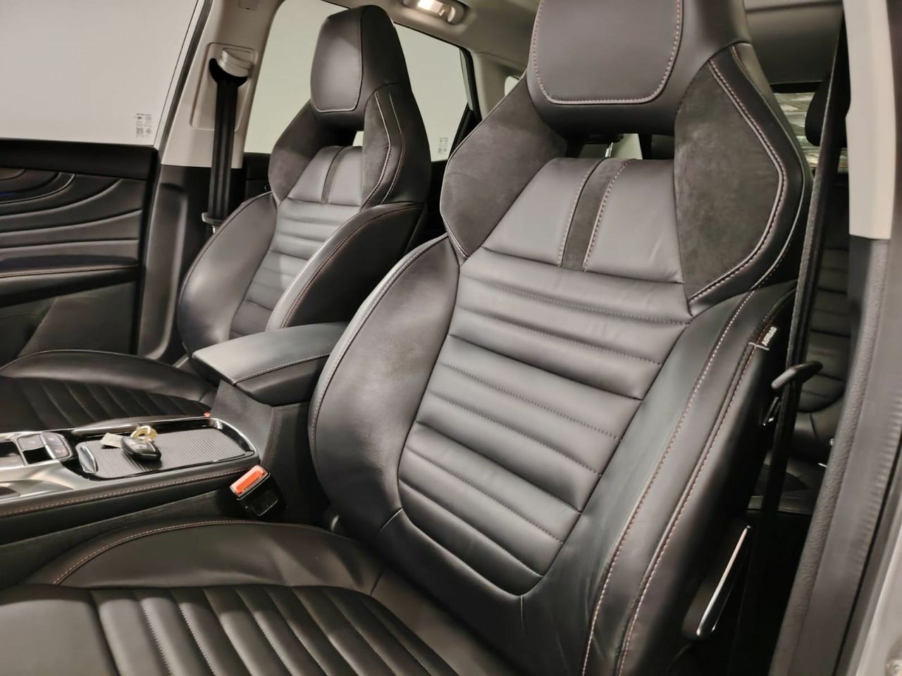 MG eHS 1.5T-GDI PHEV Luxury - Foto 20