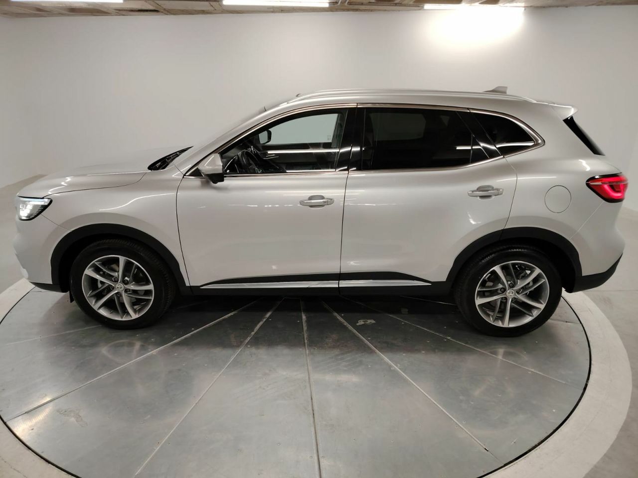MG eHS 1.5T-GDI PHEV Luxury - Foto 6