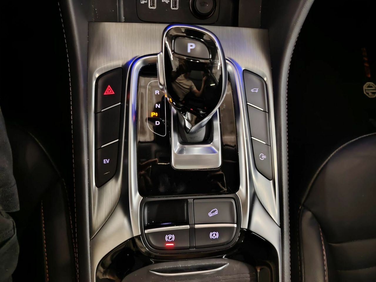 MG eHS 1.5T-GDI PHEV Luxury - Foto 30