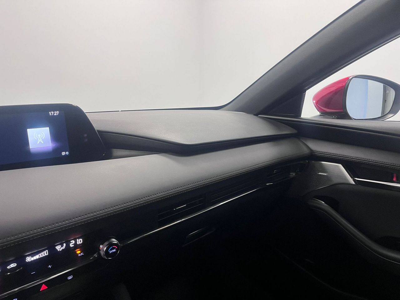 Mazda 3 2.0 SKYACTIV-X ZENITH - Foto 21