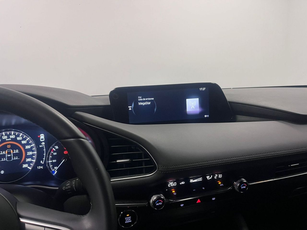 Mazda 3 2.0 SKYACTIV-X ZENITH - Foto 23