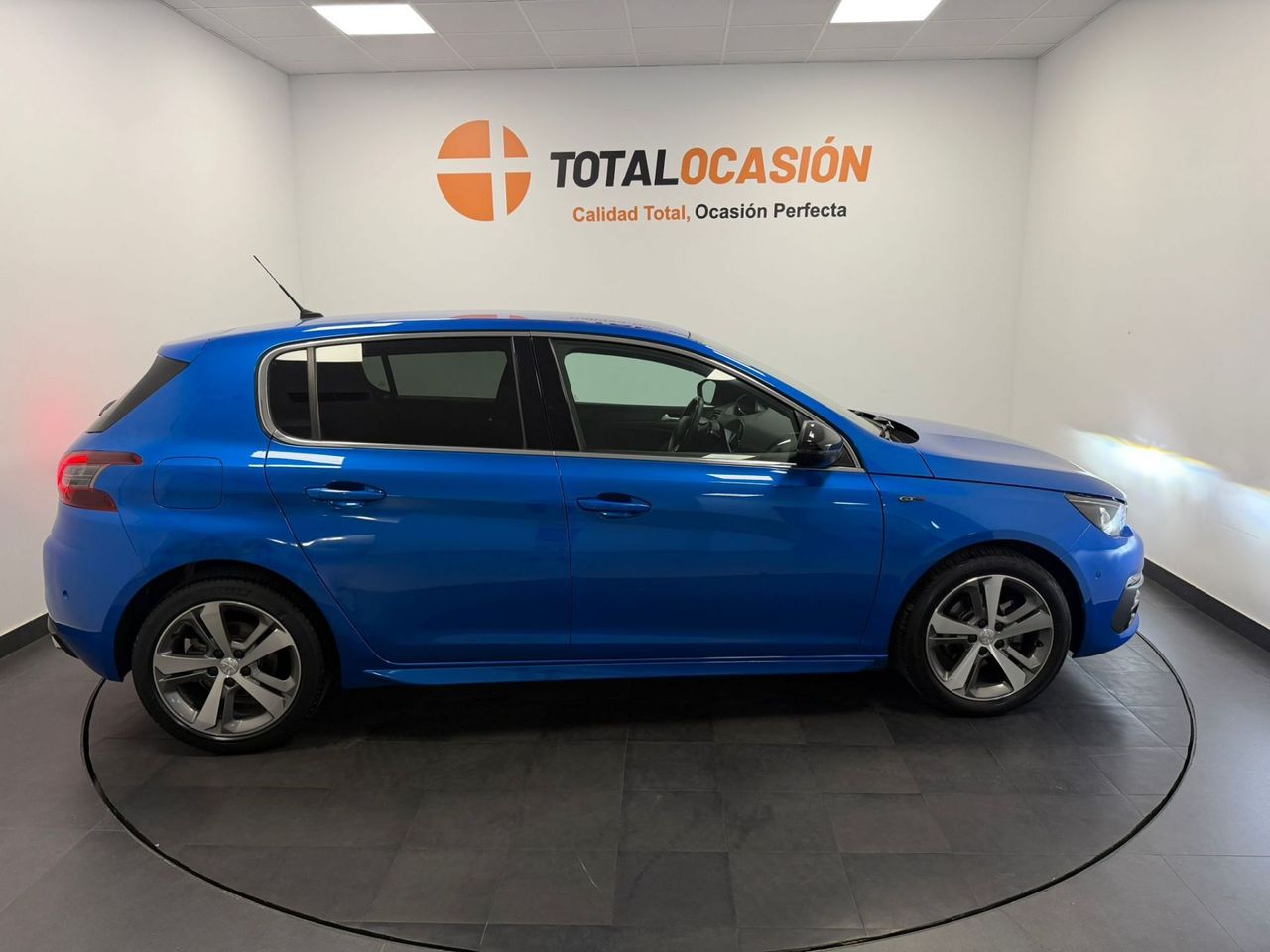 Peugeot 308 5P GT BlueHDi 130 S&S - Foto 4