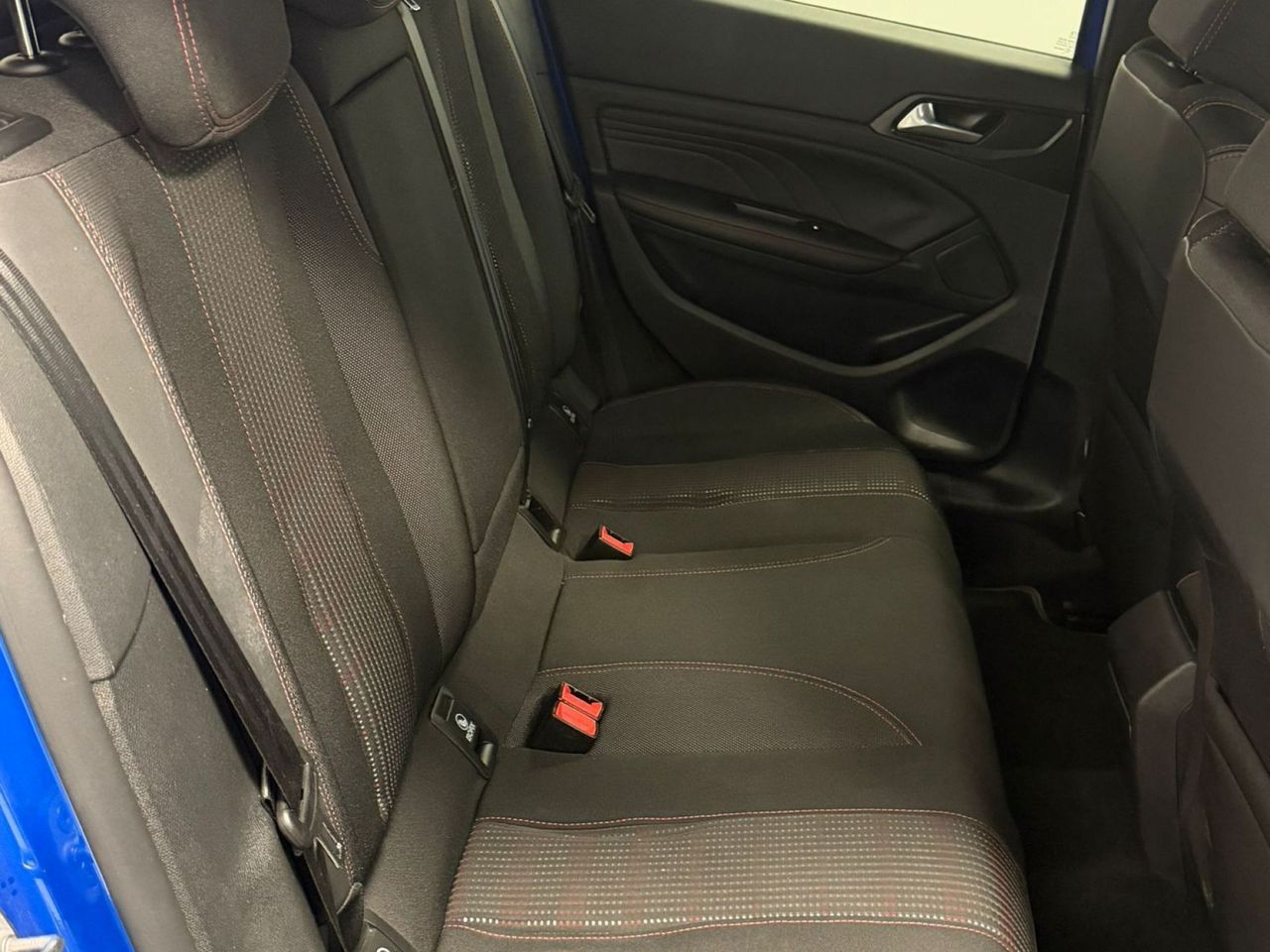 Peugeot 308 5P GT BlueHDi 130 S&S - Foto 10