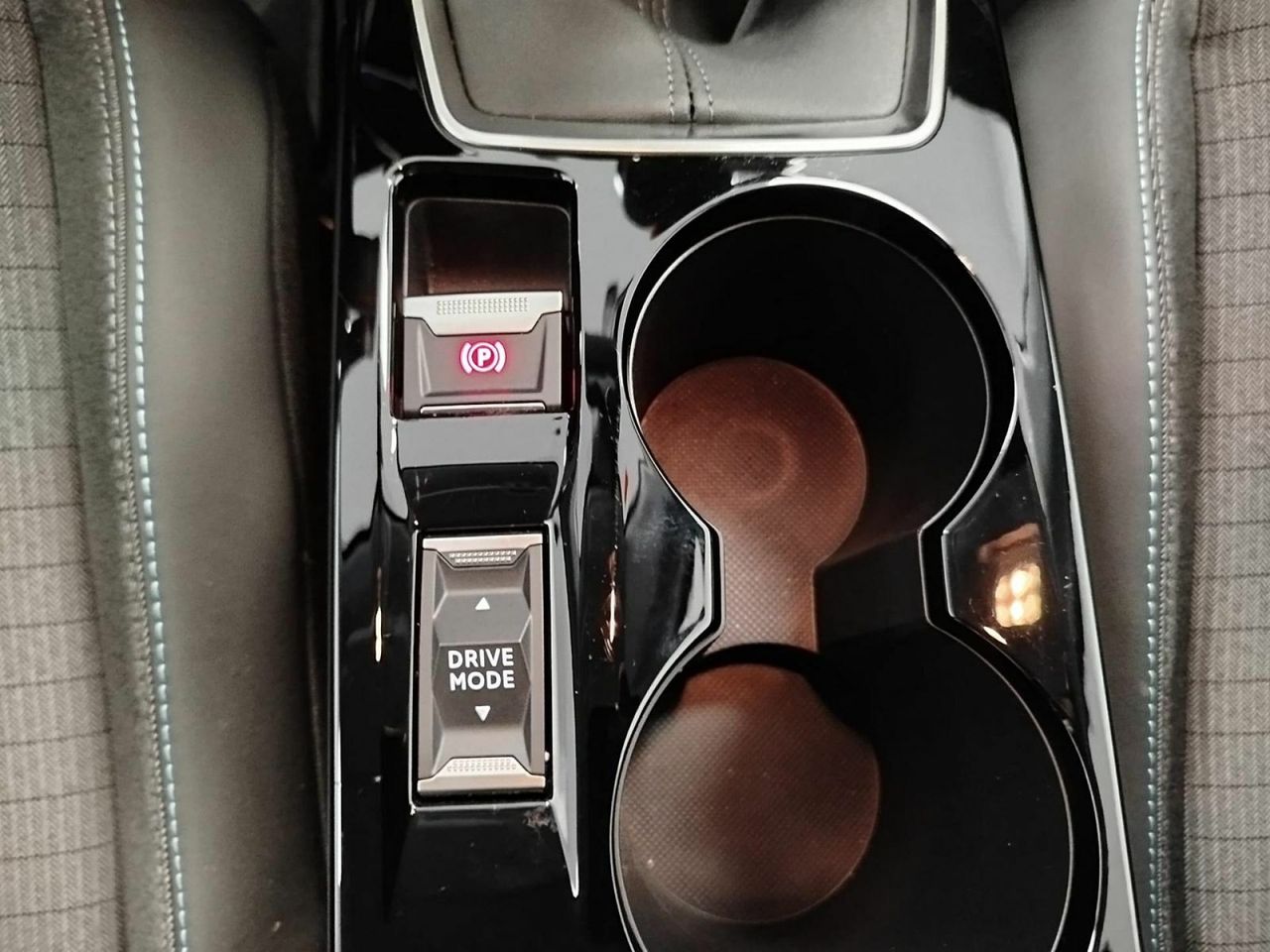 Peugeot 208 PureTech 73kW (100CV) Allure Pack - Foto 20