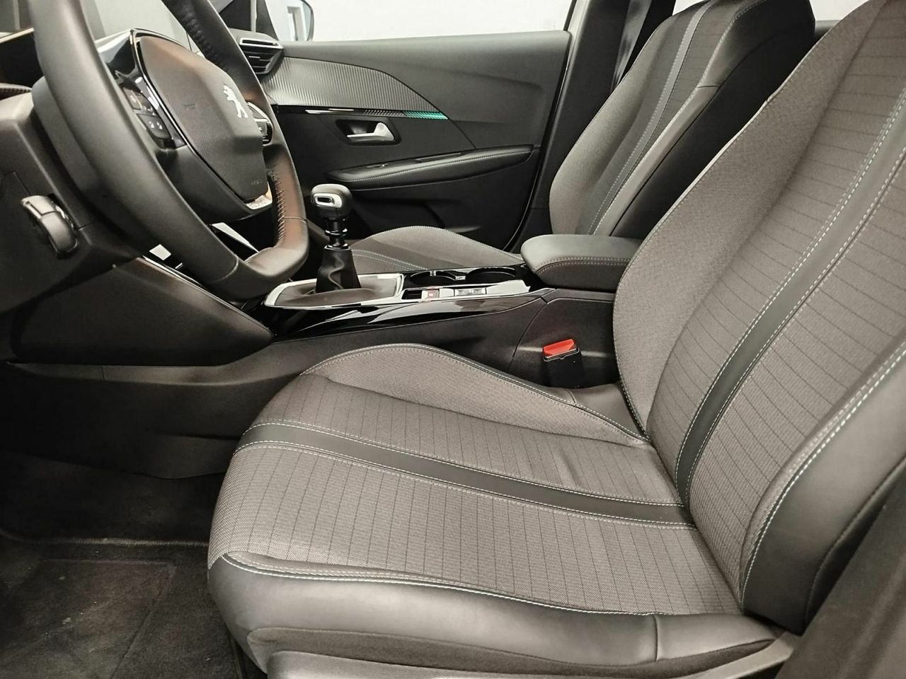 Peugeot 208 PureTech 73kW (100CV) Allure Pack - Foto 19