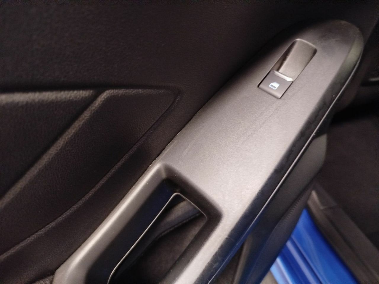 Ford Focus 1.0 Ecoboost MHEV 92kW ST-Line Auto - Foto 32