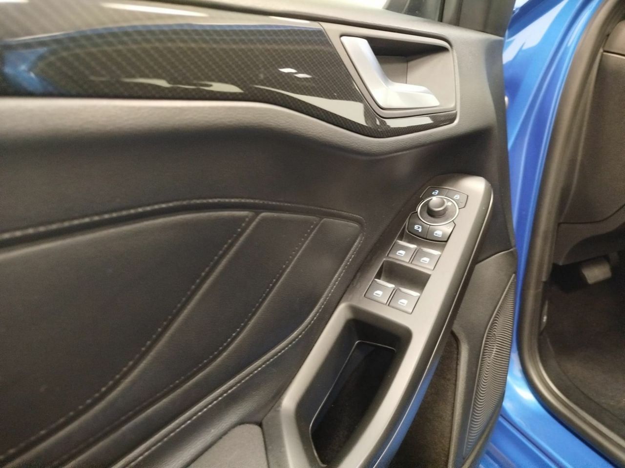 Ford Focus 1.0 Ecoboost MHEV 92kW ST-Line Auto - Foto 28