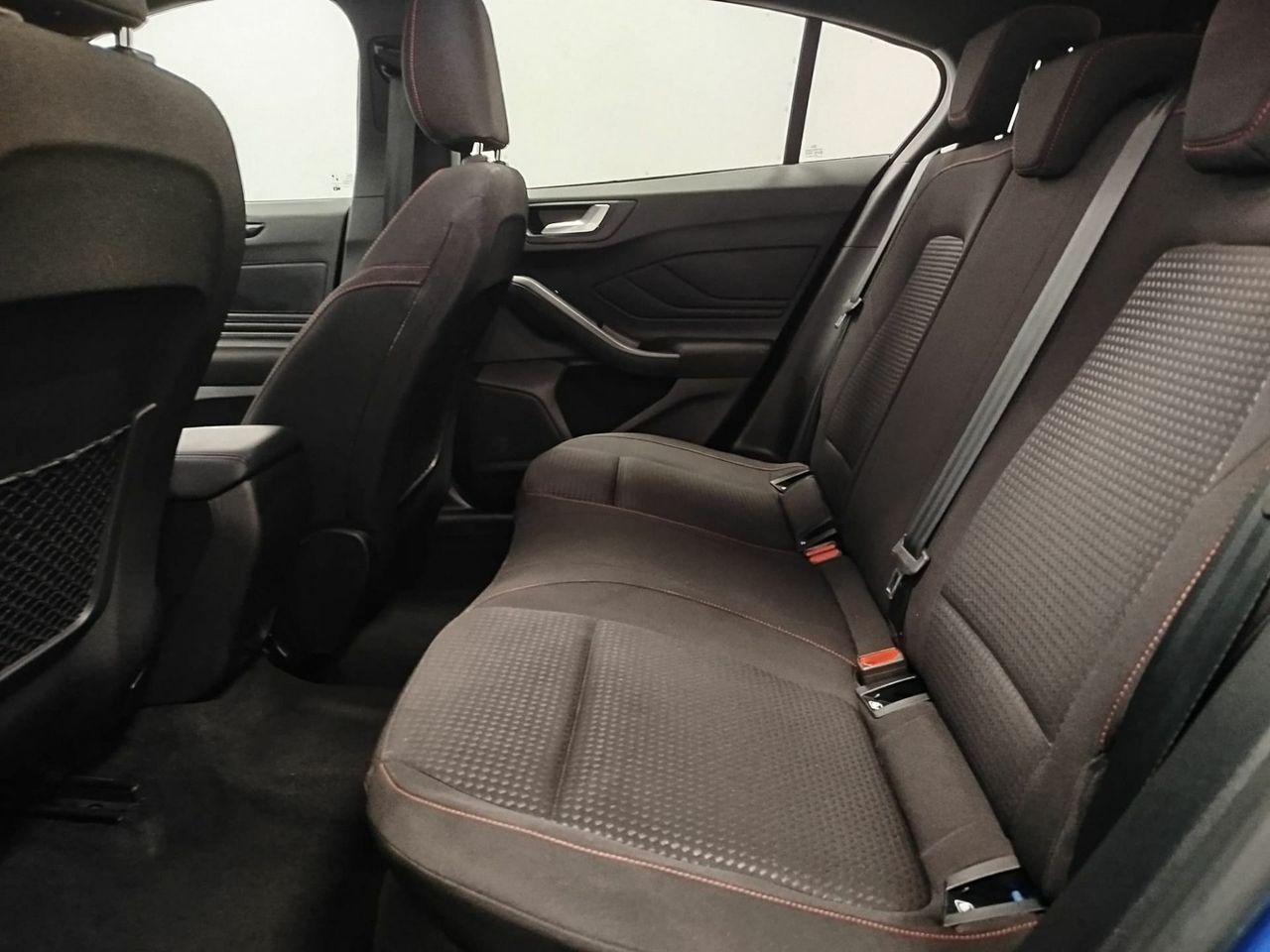 Ford Focus 1.0 Ecoboost MHEV 92kW ST-Line Auto - Foto 40