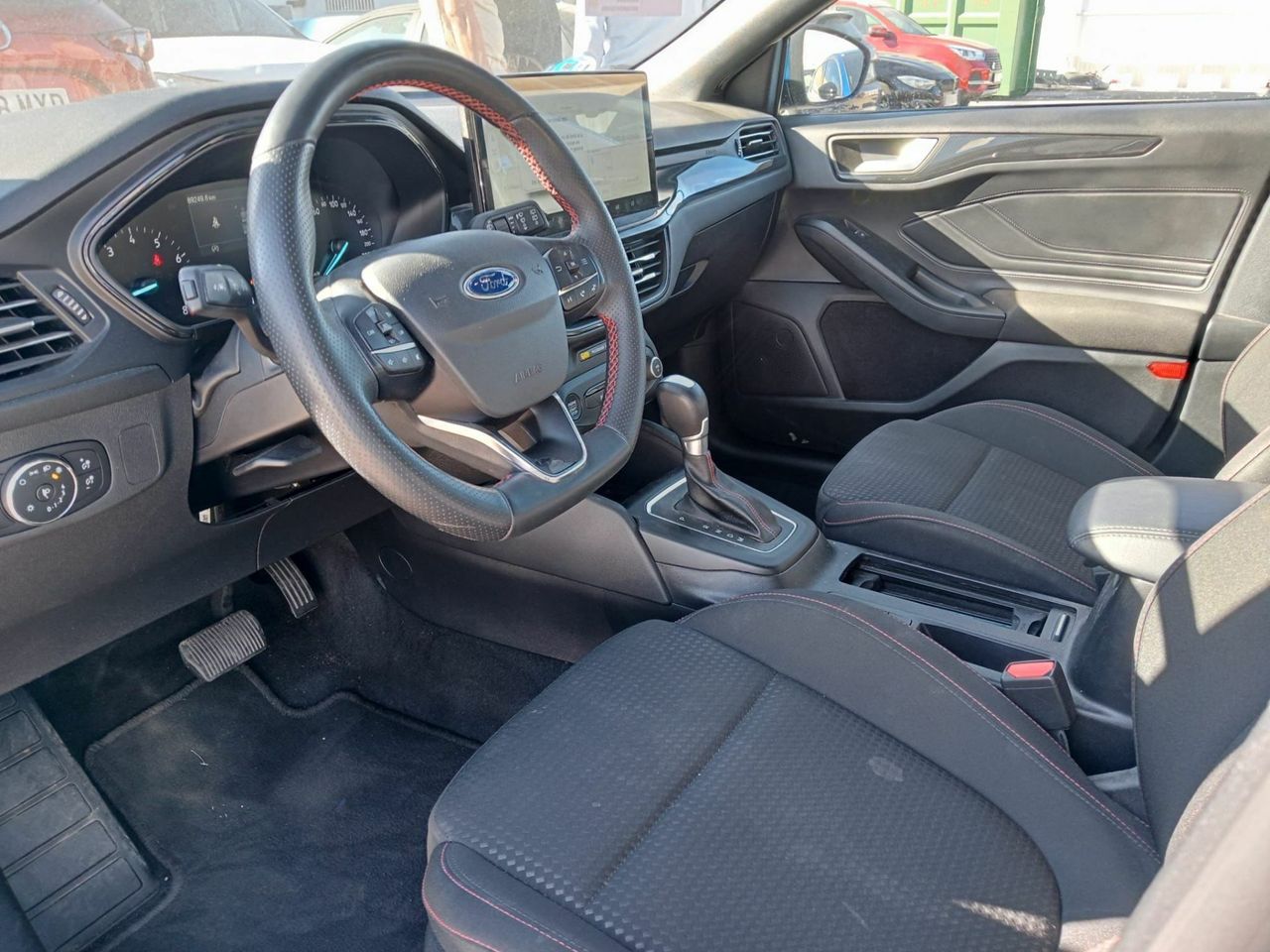 Ford Focus 1.0 Ecoboost MHEV 92kW ST-Line Auto - Foto 4