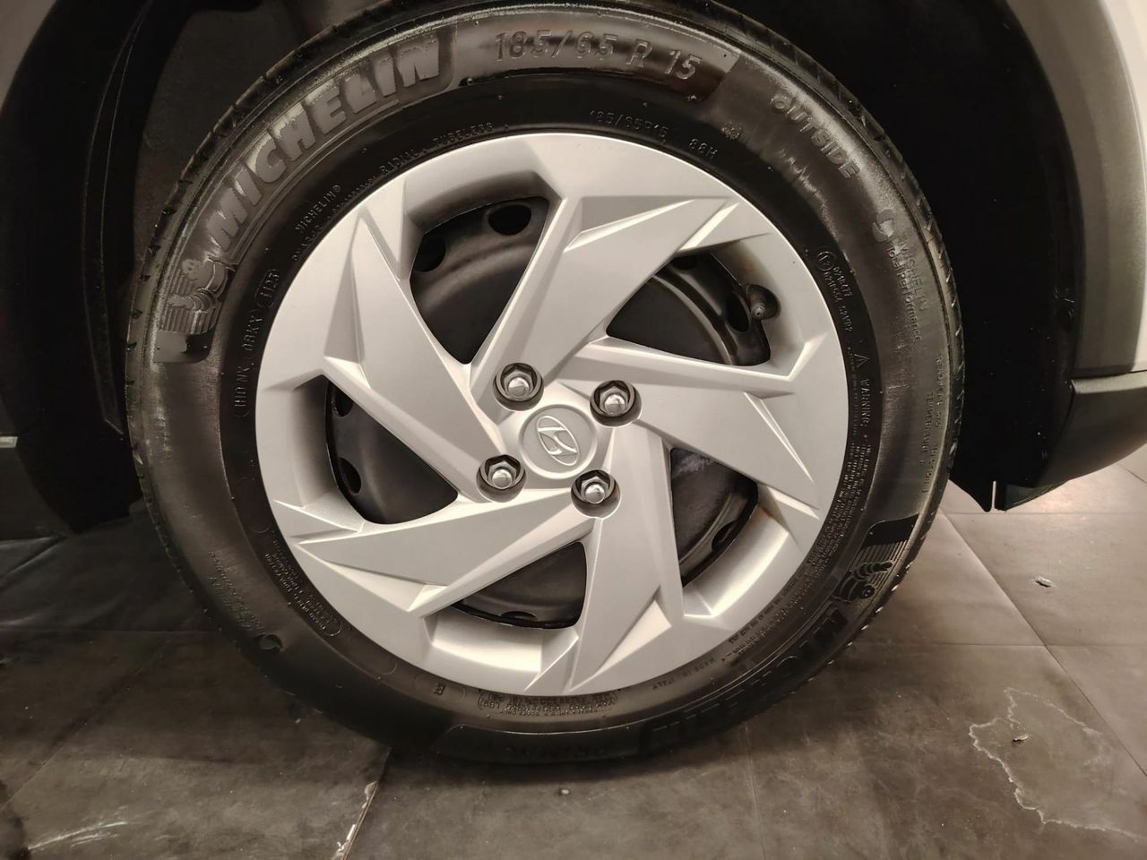 Hyundai Bayon 1.2 MPI Klass - Foto 39