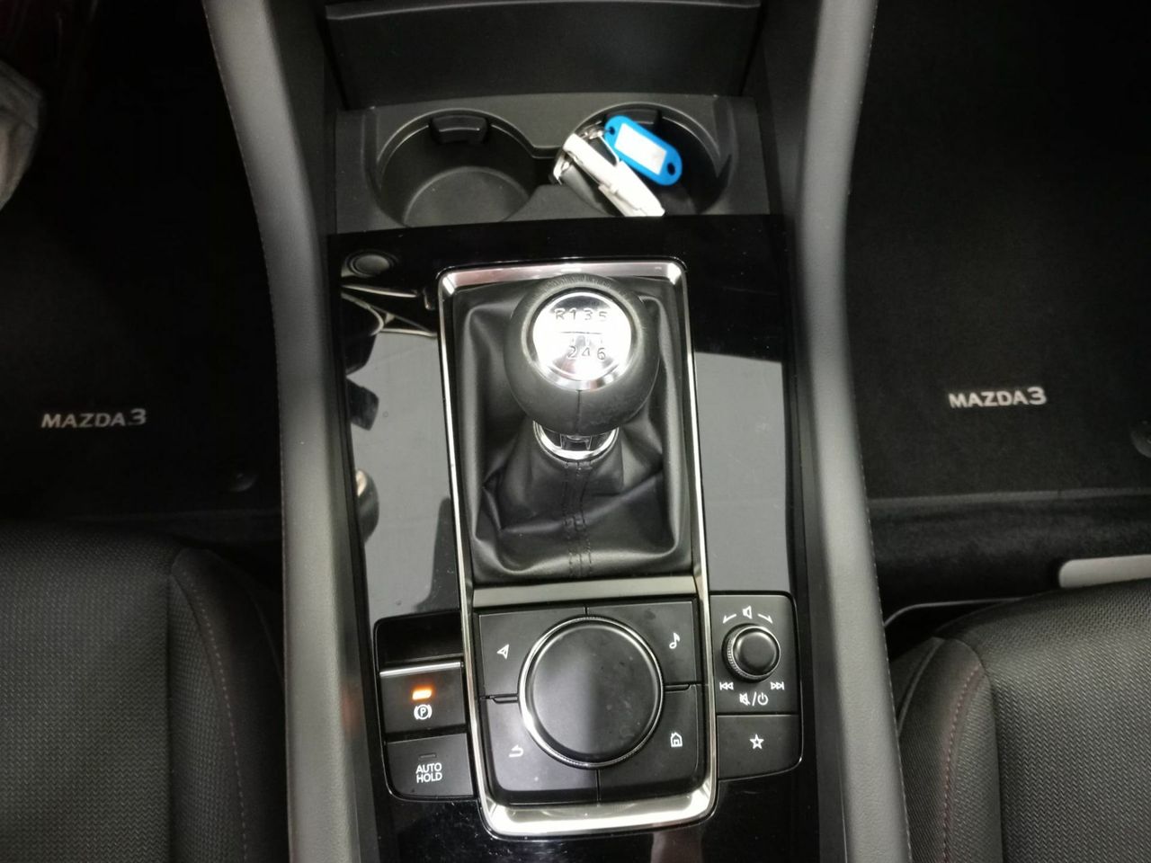 Mazda 3 2.0 e-SKYACTIV-G 88KW HOMURA - Foto 25