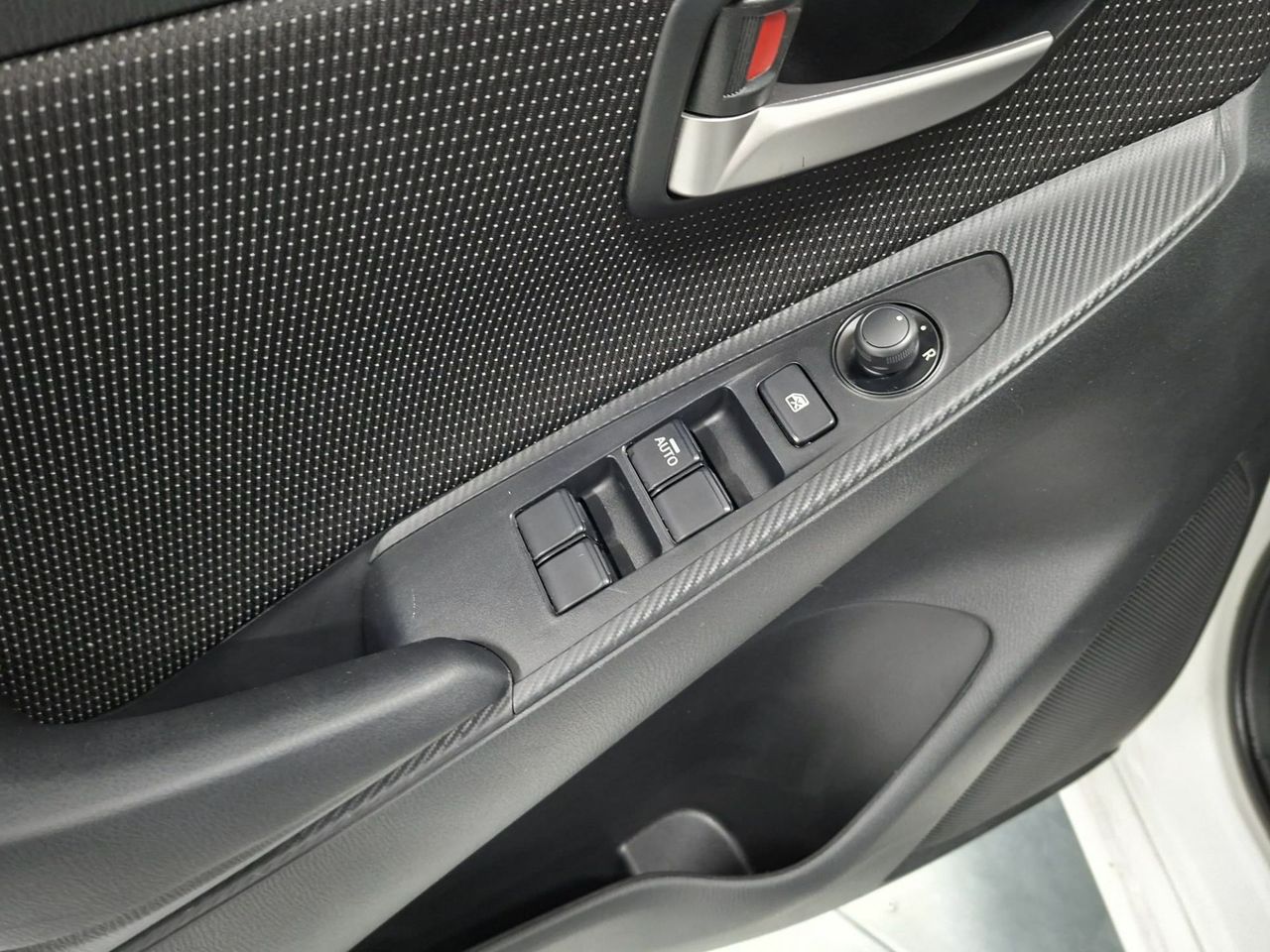 Mazda 2 e-SKYACTIV G 1.5 66kW (90CV) MT Homura - Foto 33