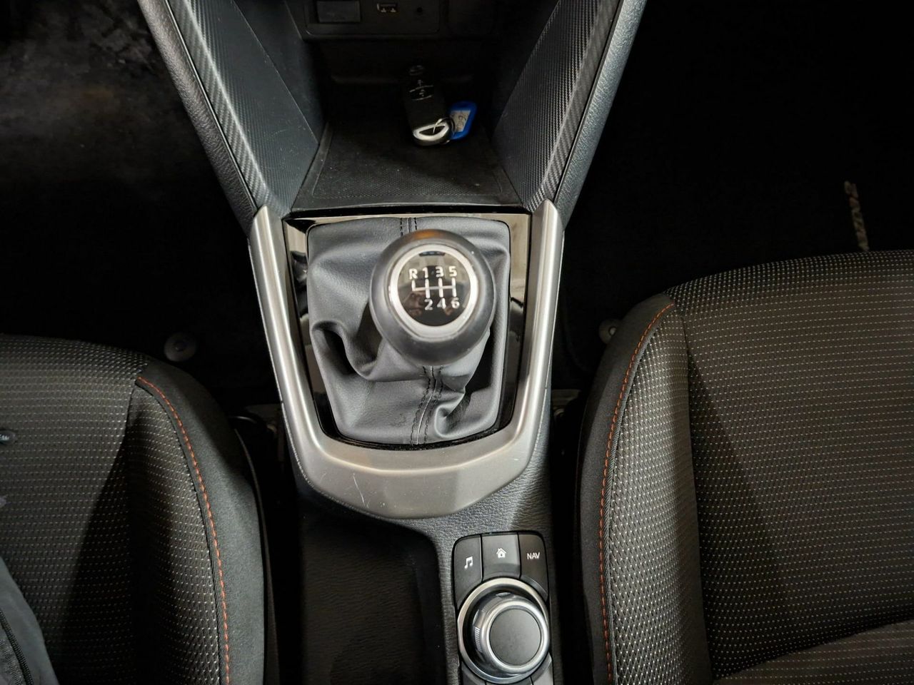 Mazda 2 e-SKYACTIV G 1.5 66kW (90CV) MT Homura - Foto 23