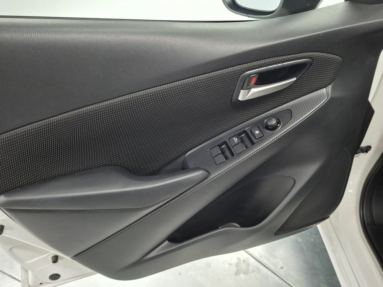 Mazda 2 e-SKYACTIV G 1.5 66kW (90CV) MT Homura - Foto 27