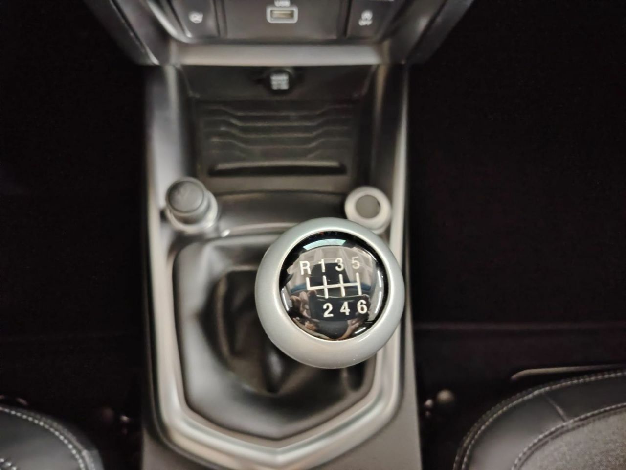 SsangYong Tivoli G15T Limited - Foto 34