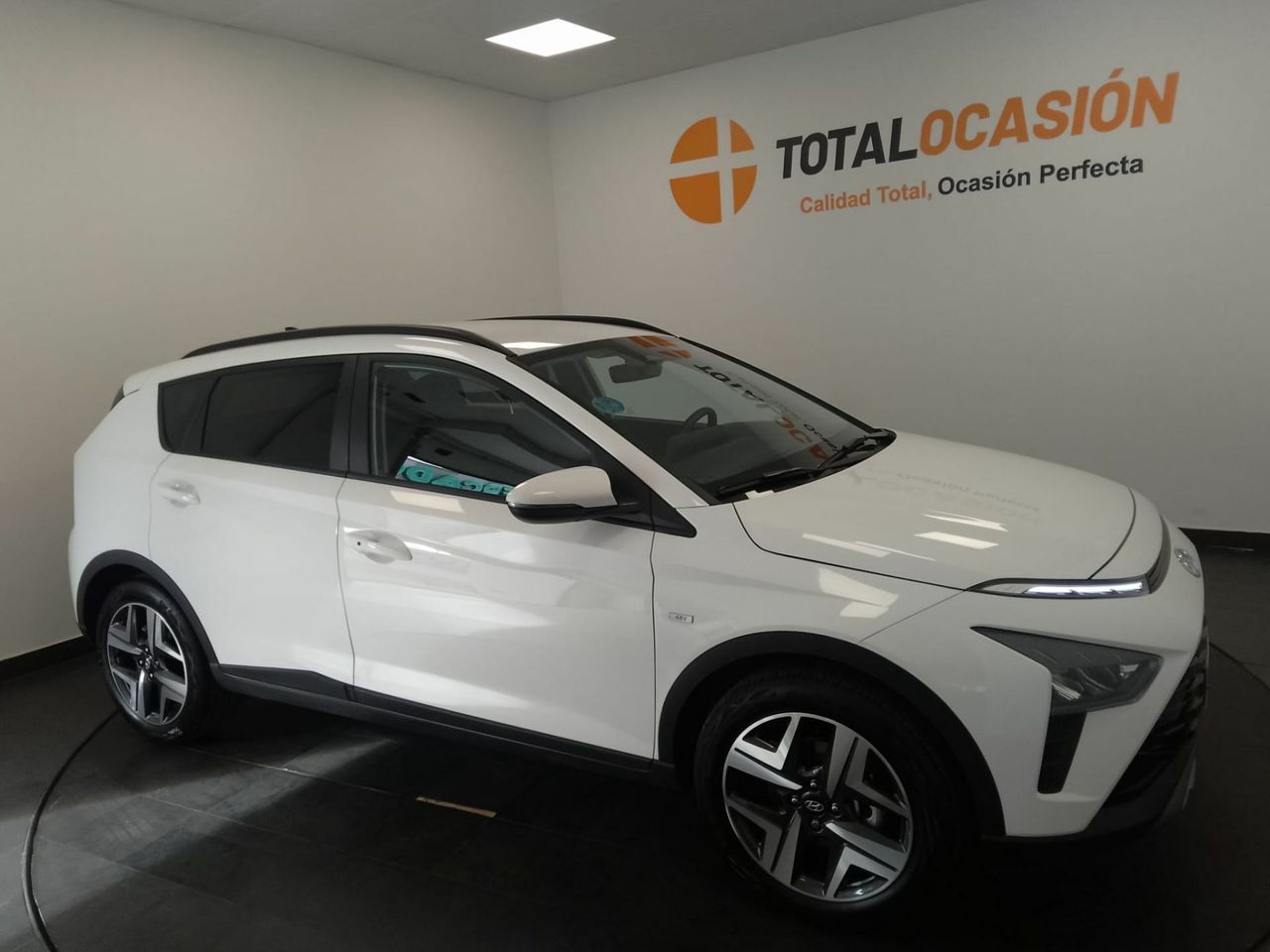 Hyundai Bayon 1.0 TGDI 74kW (100CV) 48V Tecno - Foto 3