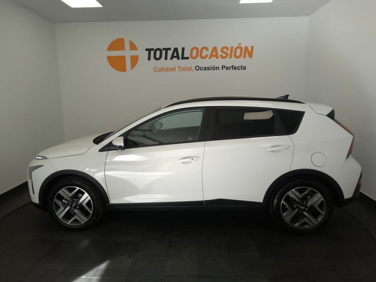 Hyundai Bayon 1.0 TGDI 74kW (100CV) 48V Tecno - Foto 7