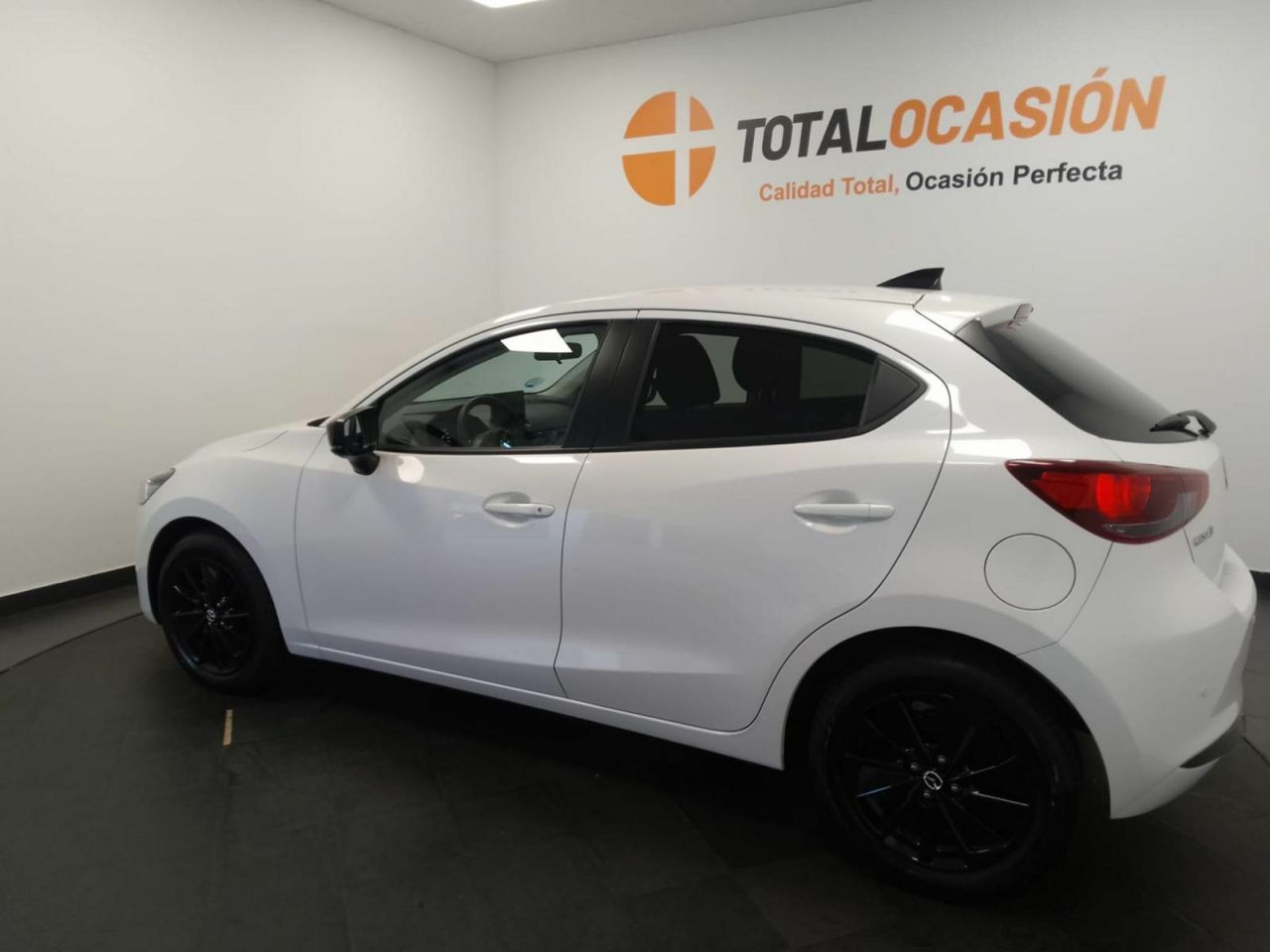 Mazda 2 e-SKYACTIV G 66kW (90CV) Homura - Foto 9