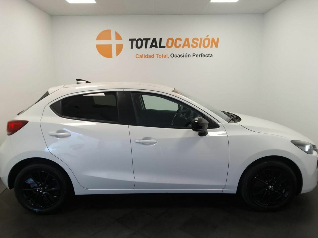 Mazda 2 e-SKYACTIV G 66kW (90CV) Homura - Foto 8