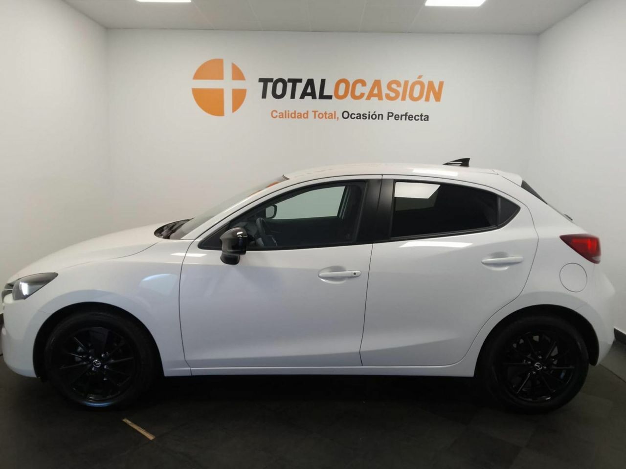 Mazda 2 e-SKYACTIV G 66kW (90CV) Homura - Foto 10