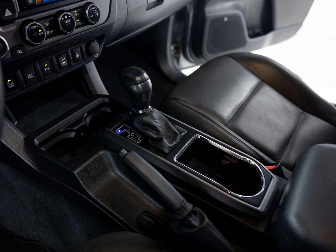 Toyota Pickup TACOMA V6 - Foto 24