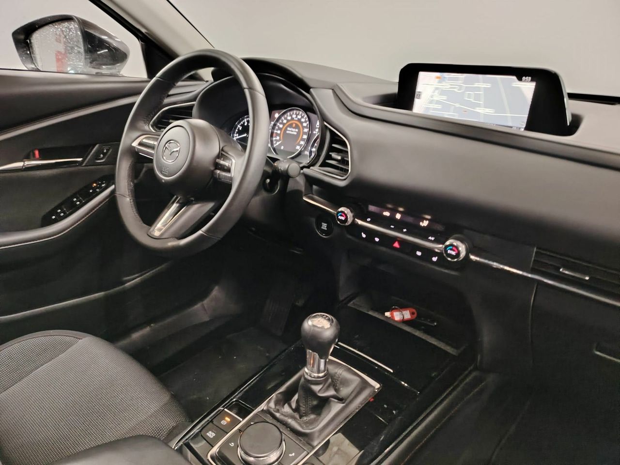 Mazda CX-30 e-SKYACTIV-G 2.0 110 kW 2WD Homura - Foto 37
