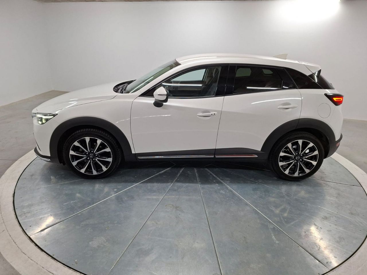 Mazda CX-3 2.0 G 89kW (121CV) 2WD Zenith Carplay - Foto 4