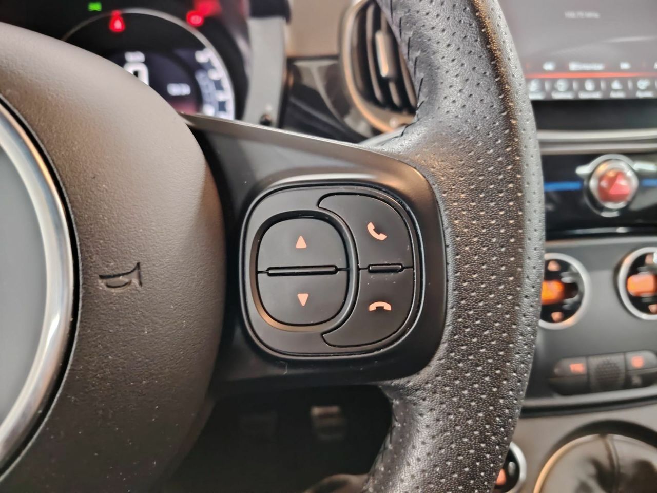 Abarth 500 1.4 16v 121kW Monster Energy Yamaha E6D - Foto 28