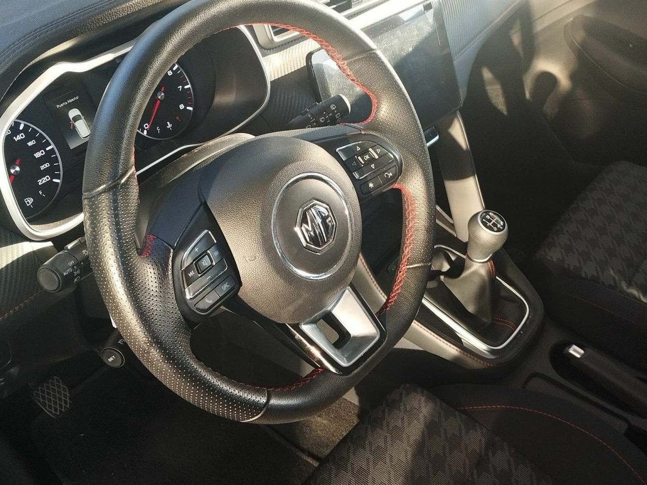 MG ZS 1.5 Comfort - Foto 5