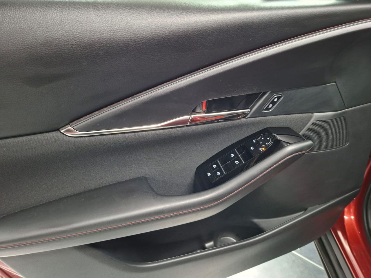 Mazda CX-30 e-SKYACTIV-G 2.0 110 kW 2WD Homura - Foto 26