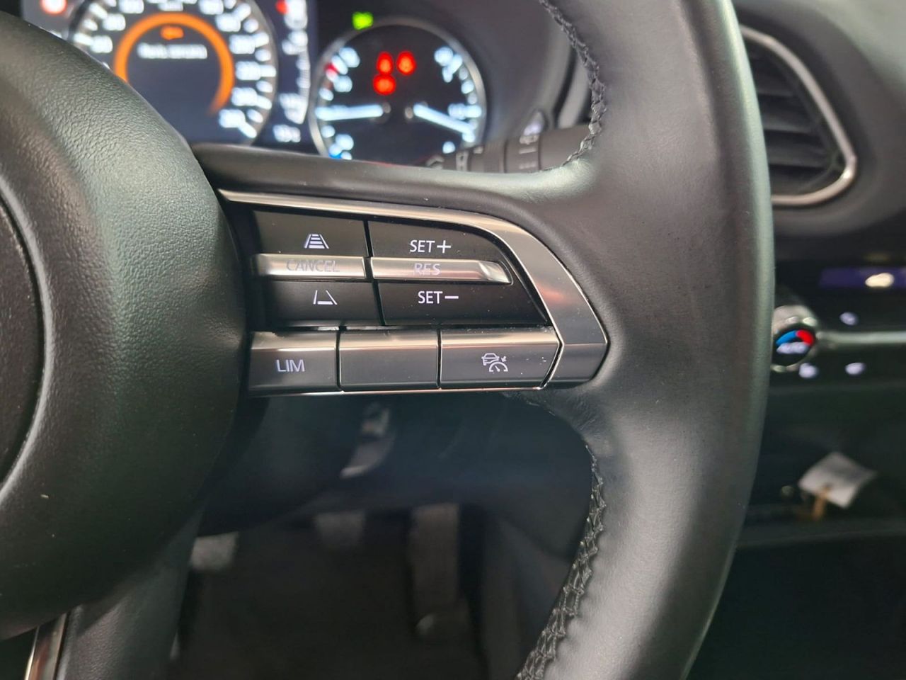 Mazda CX-30 e-SKYACTIV-G 2.0 110 kW 2WD Homura - Foto 29