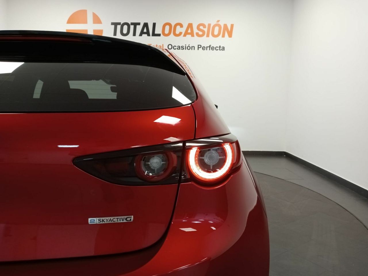 Mazda 3 2.0 e-SKYACTIV-G HOMURA AT - Foto 18