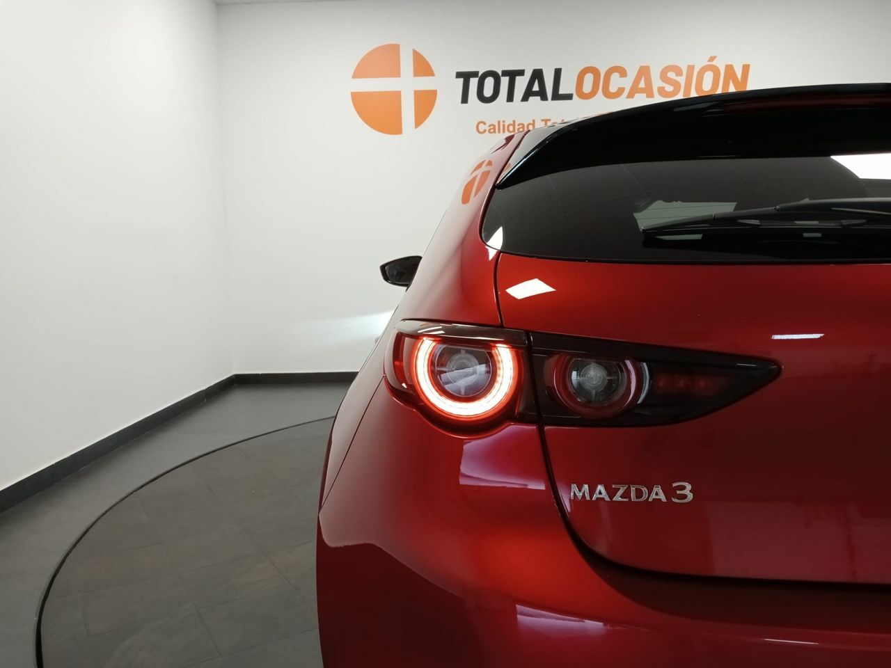 Mazda 3 2.0 e-SKYACTIV-G HOMURA AT - Foto 35