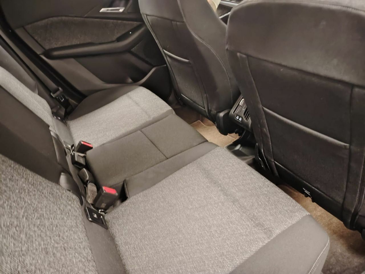 BMW Serie 2 Active Tourer 218i - Foto 34