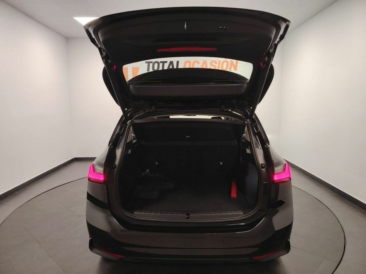 BMW Serie 2 Active Tourer 218i - Foto 12