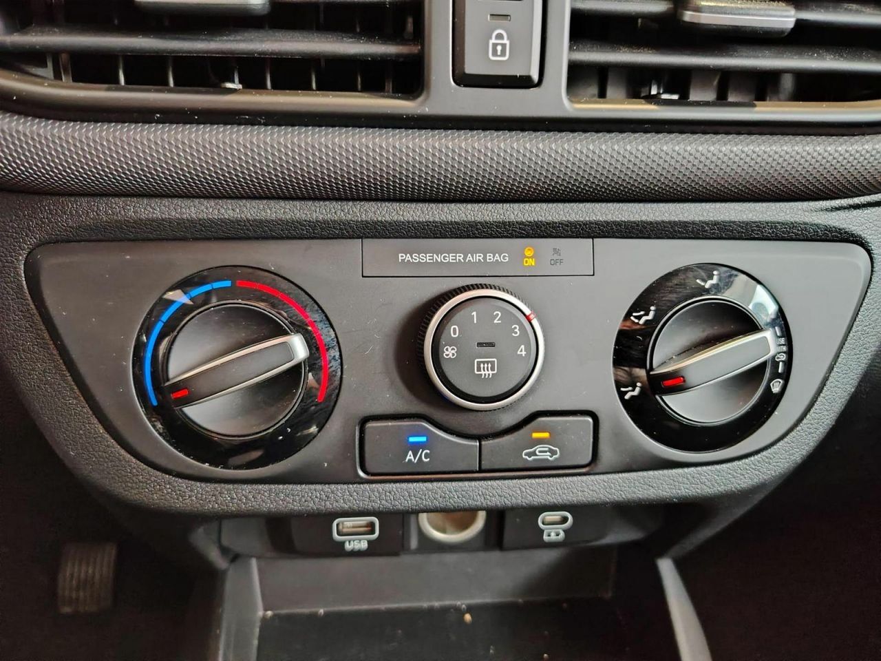 Hyundai i10 1.0 Klass - Foto 31