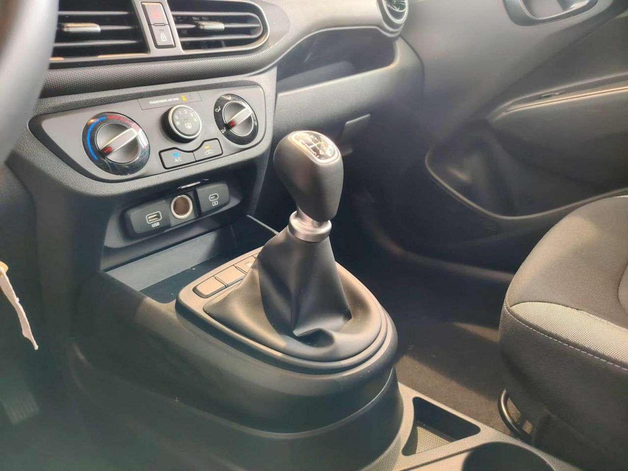 Hyundai i10 1.0 Klass - Foto 26