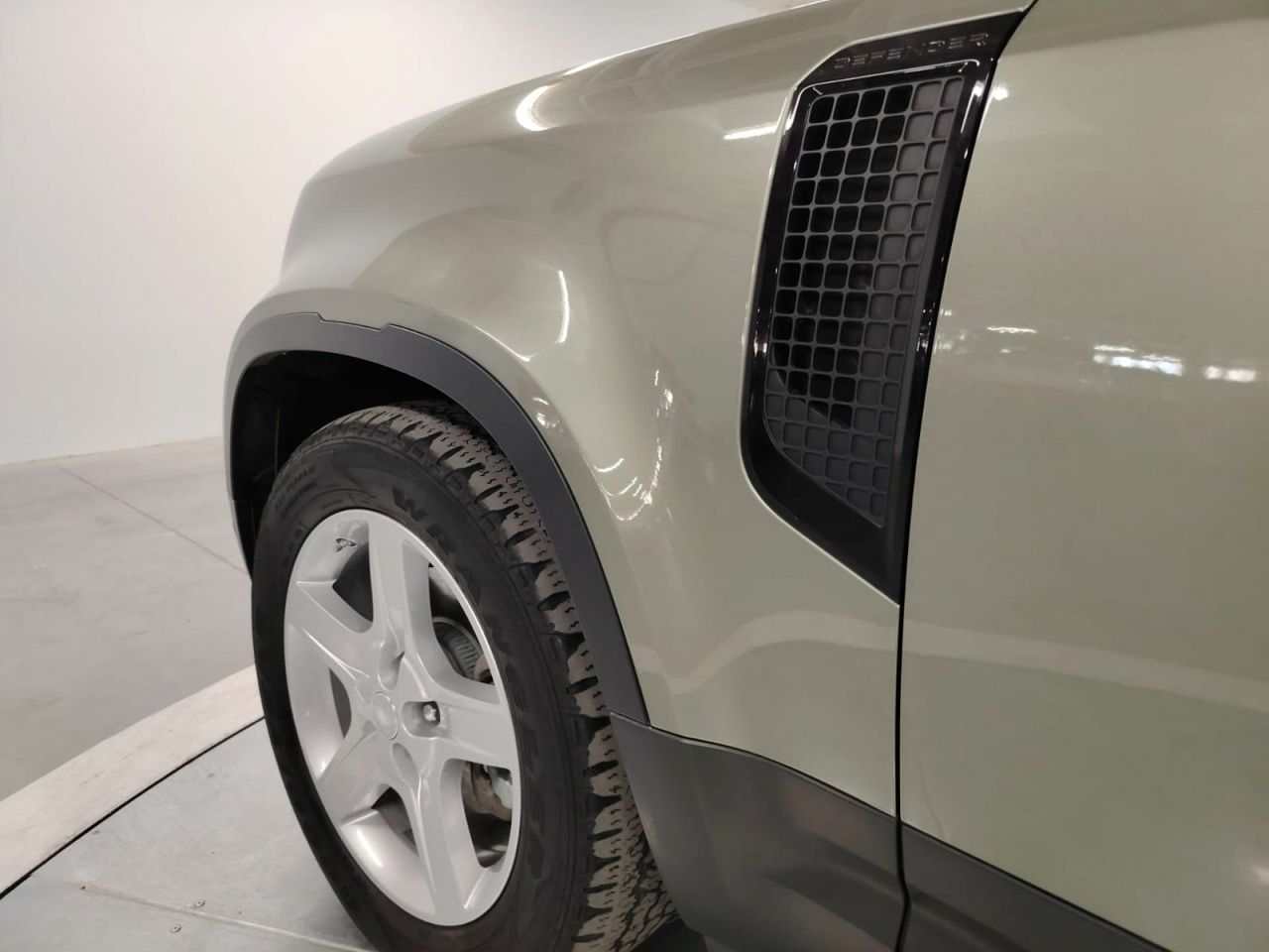 Land-Rover Defender 2.0 D240 SD4 First Edition 110 Auto 4WD - Foto 13