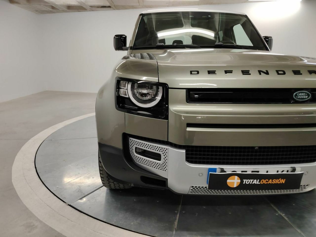 Land-Rover Defender 2.0 D240 SD4 First Edition 110 Auto 4WD - Foto 10