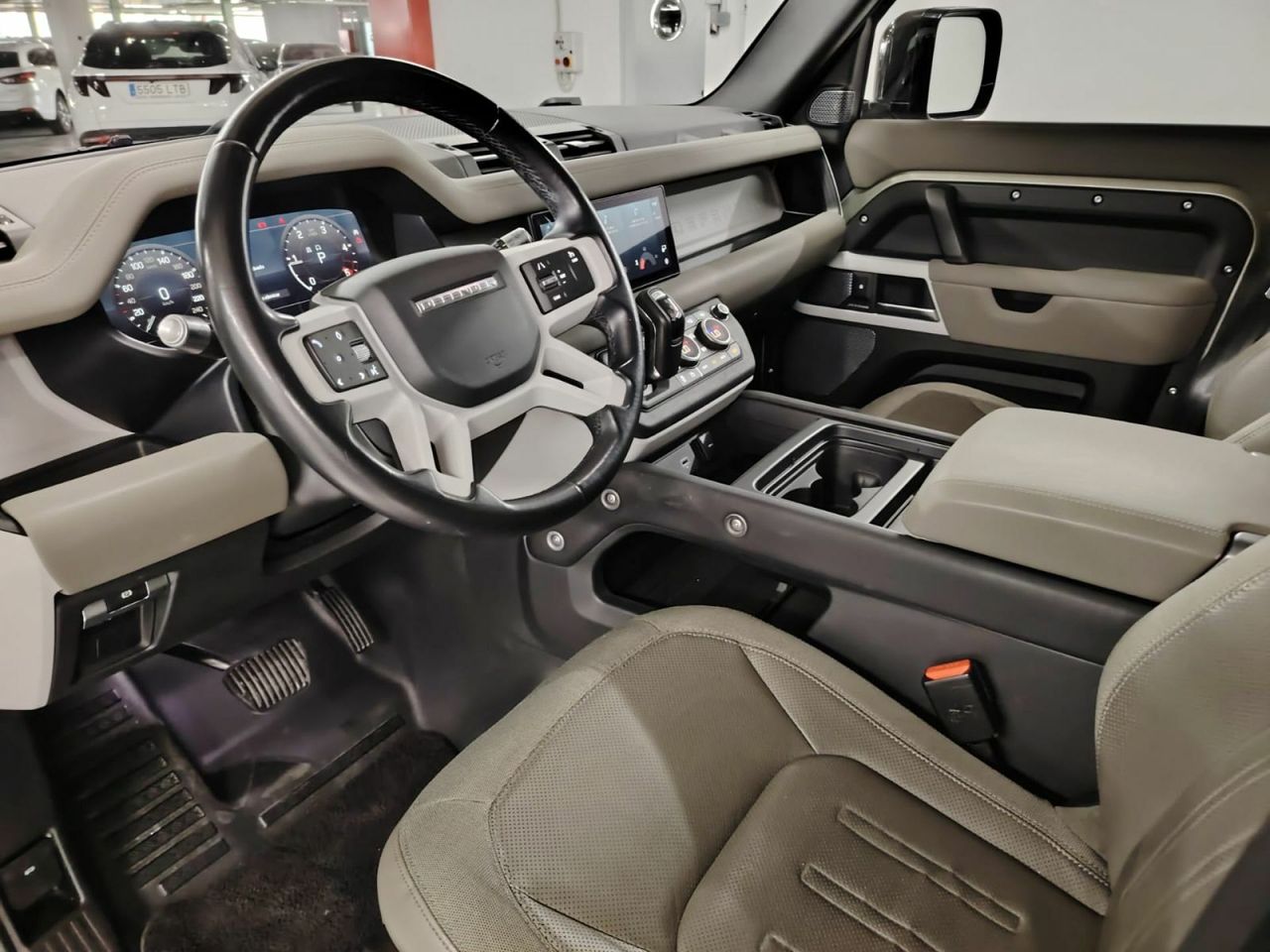 Land-Rover Defender 2.0 D240 SD4 First Edition 110 Auto 4WD - Foto 23