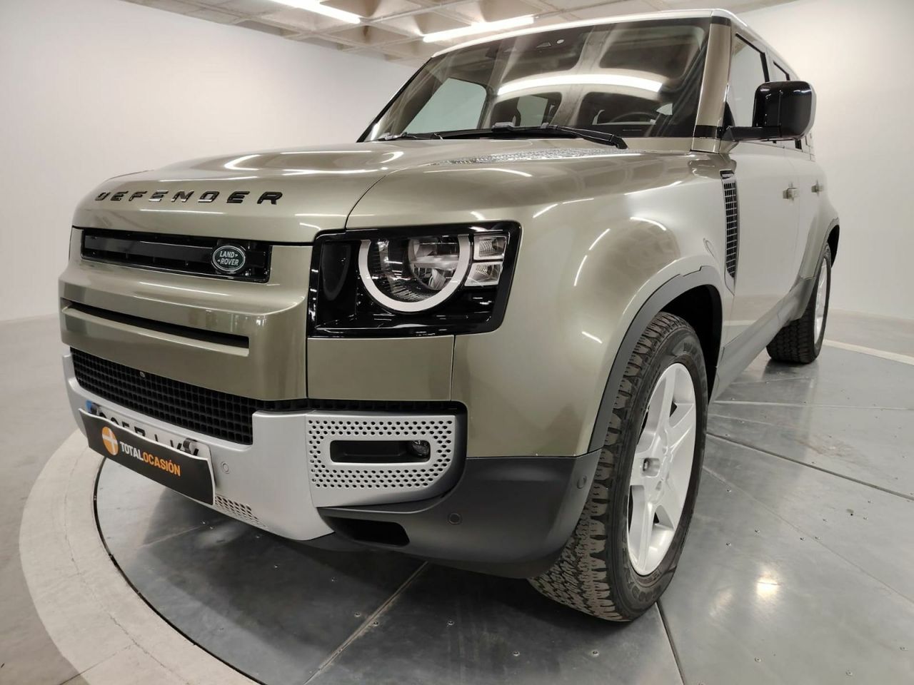 Land-Rover Defender 2.0 D240 SD4 First Edition 110 Auto 4WD - Foto 11