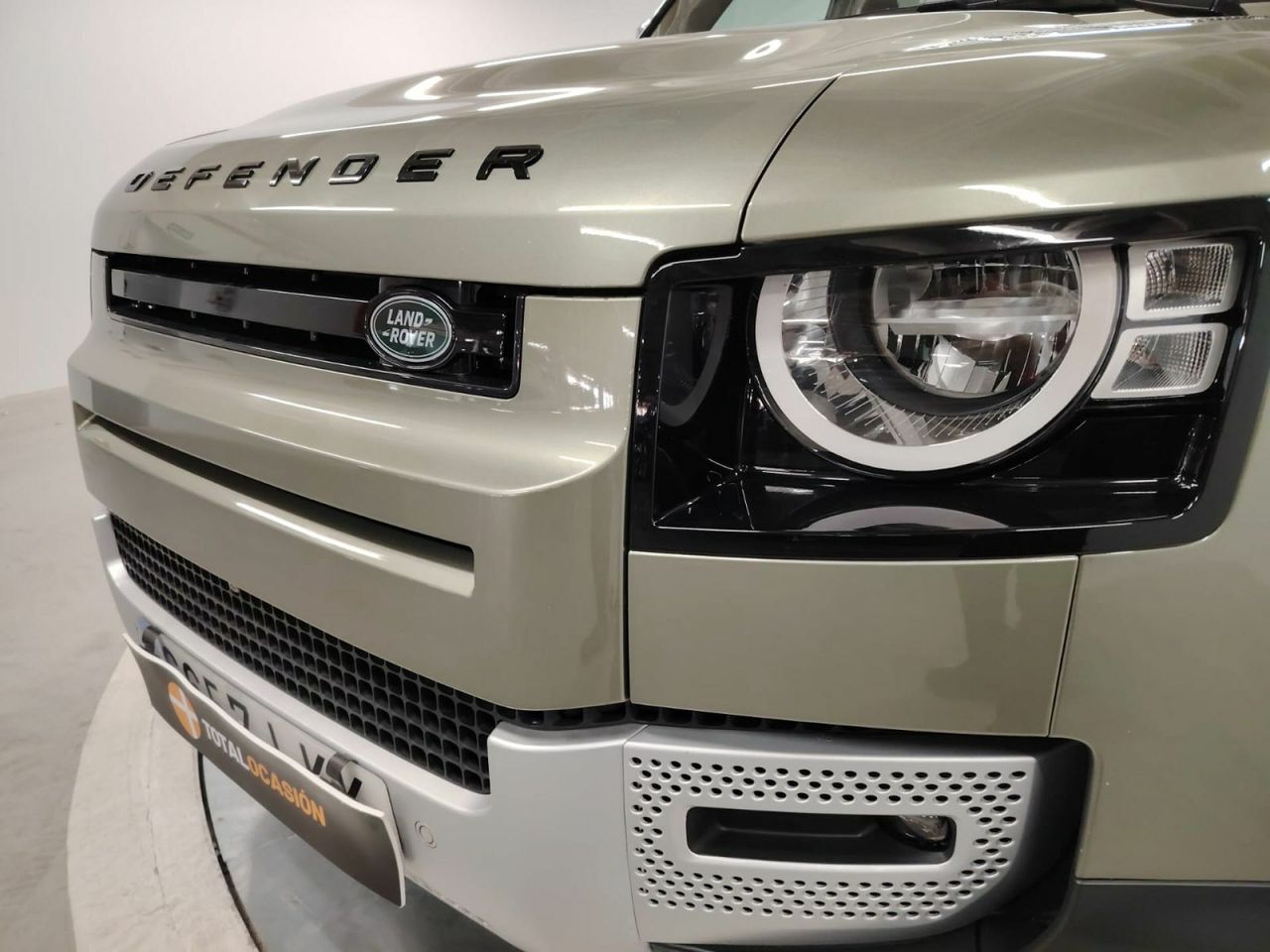 Land-Rover Defender 2.0 D240 SD4 First Edition 110 Auto 4WD - Foto 12